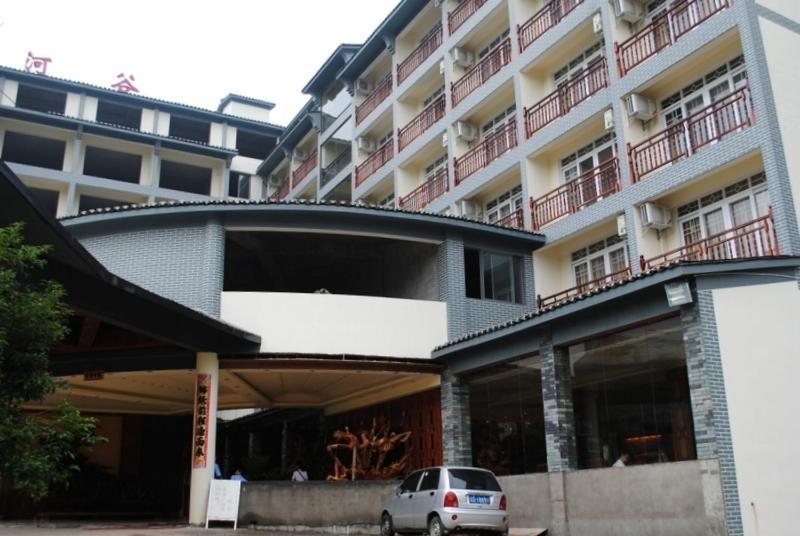 Yangshuo River Valley Resort Hotel Exteriör bild